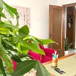A Casa - Parcheggio Privato E Bollicine Lejlighed