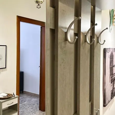 A Casa - Parcheggio Privato E Bollicine Taranto